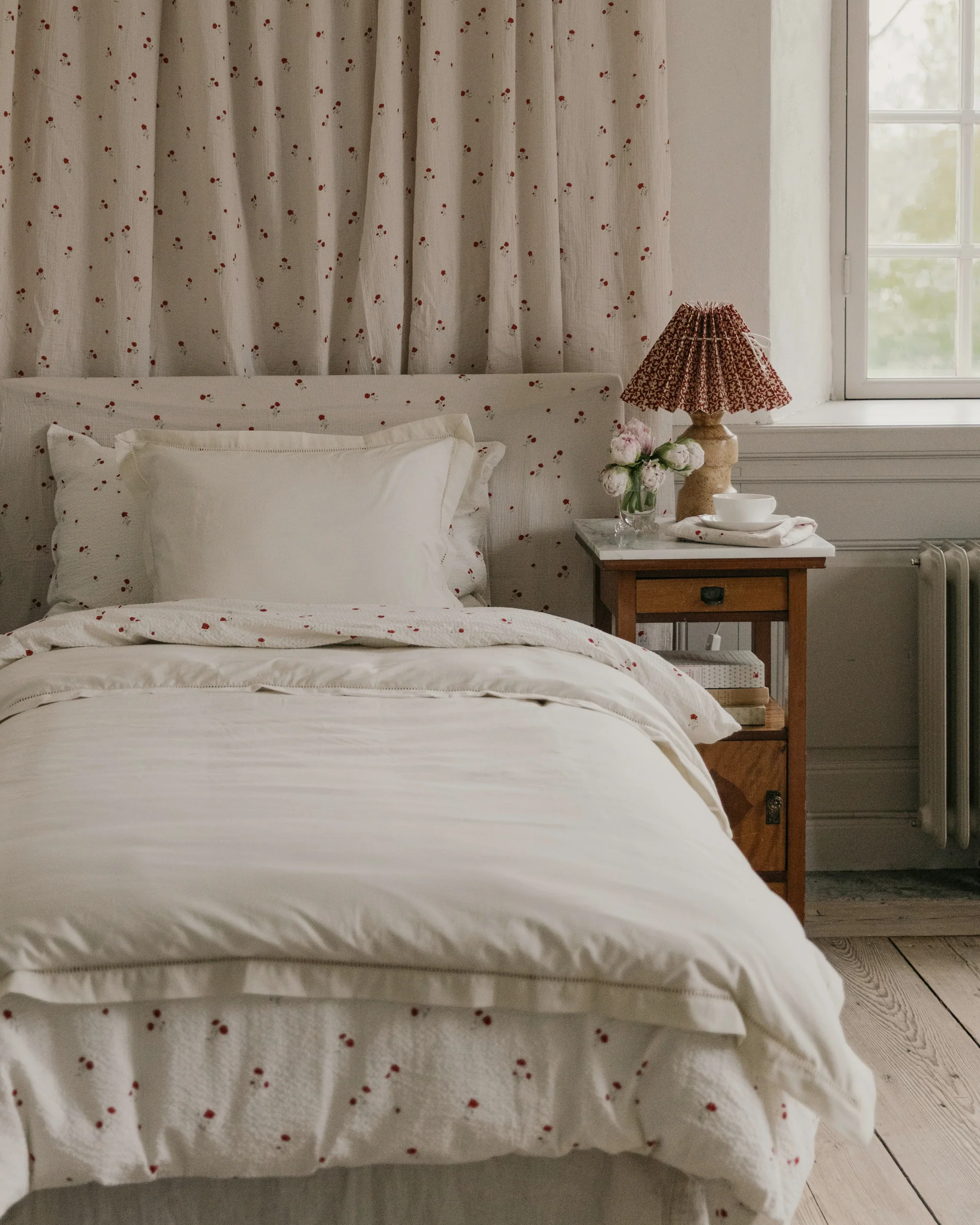 Ladder Lace Duvet Cover - Image 3