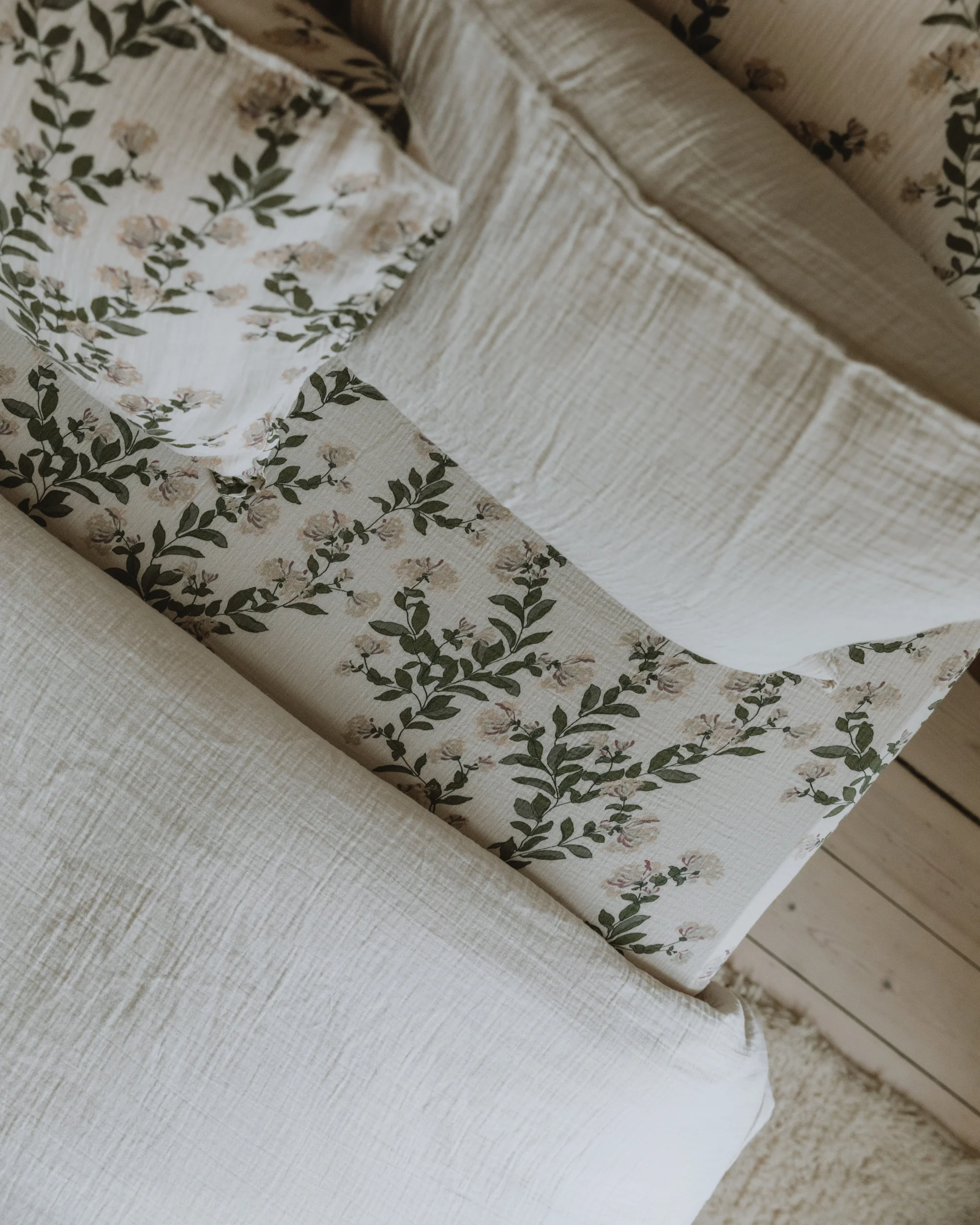 Muslin Bed Set Single - Image 3